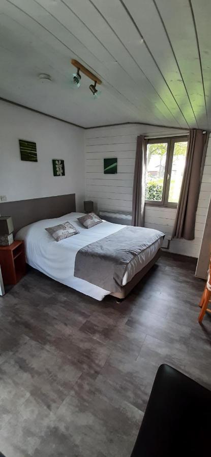 Logis Auberge Des Aulnettes Hérouville-Saint-Clair Екстериор снимка
