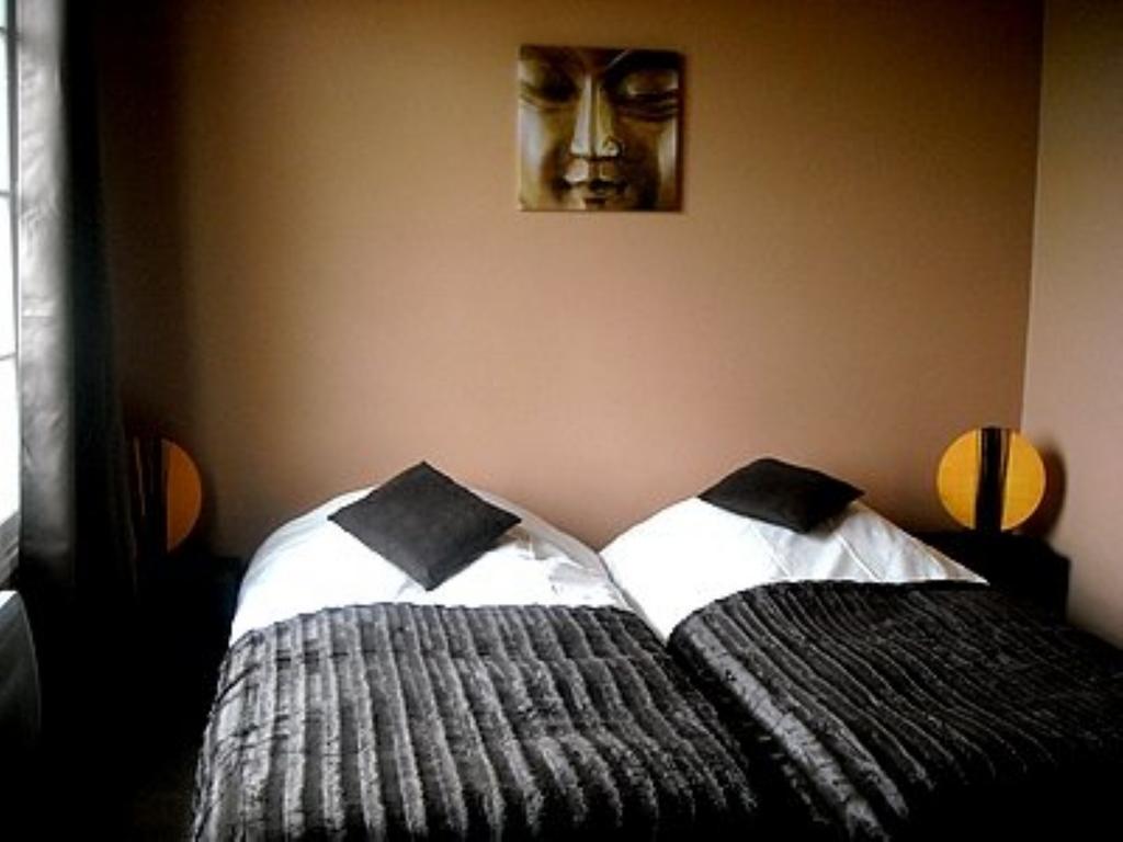 Logis Auberge Des Aulnettes Hérouville-Saint-Clair Екстериор снимка