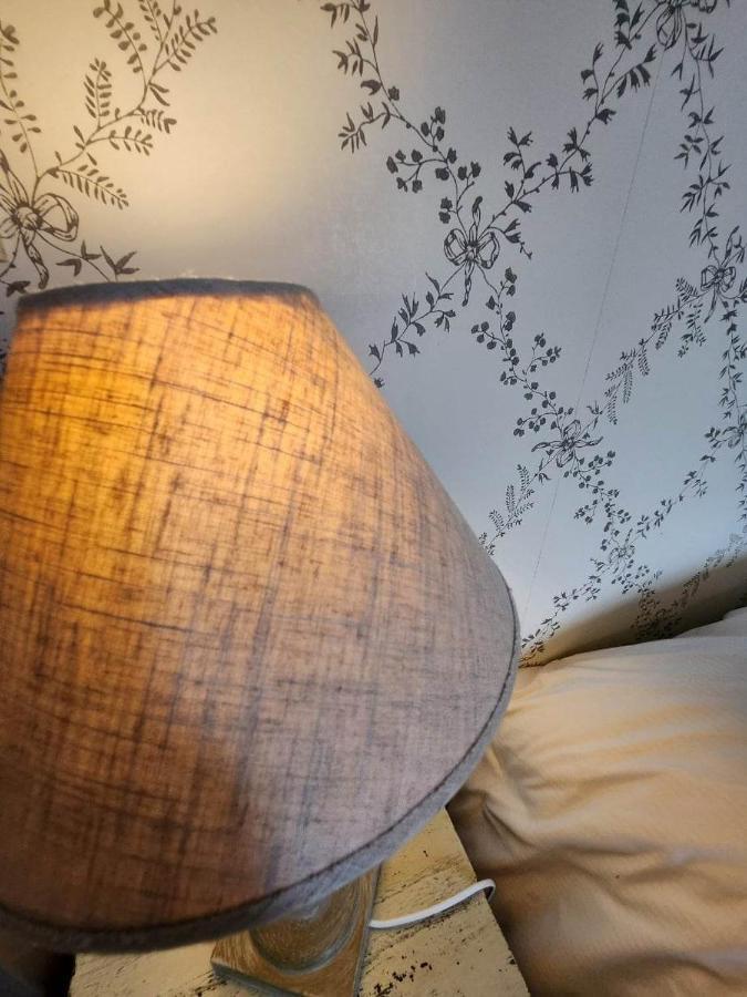 Logis Auberge Des Aulnettes Hérouville-Saint-Clair Екстериор снимка