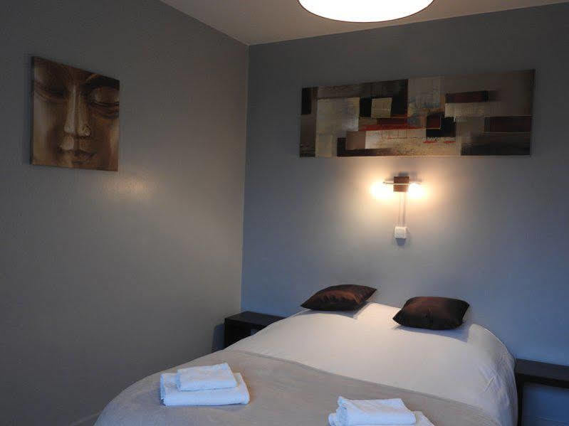 Logis Auberge Des Aulnettes Hérouville-Saint-Clair Екстериор снимка